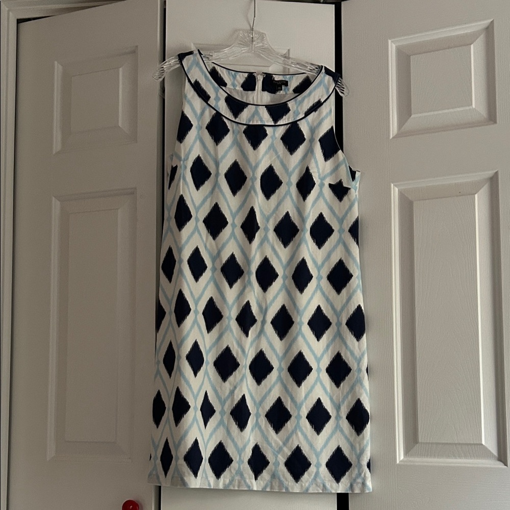 Talbots navy/white linen/cotton dress. Size 14P. Good condition.